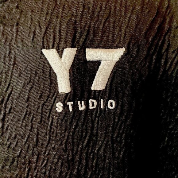 Y7 Studio Flowtorious B.I.G. Biggie-Yogi Black White Front Zip Bomber Jacket-M - Picture 7 of 13